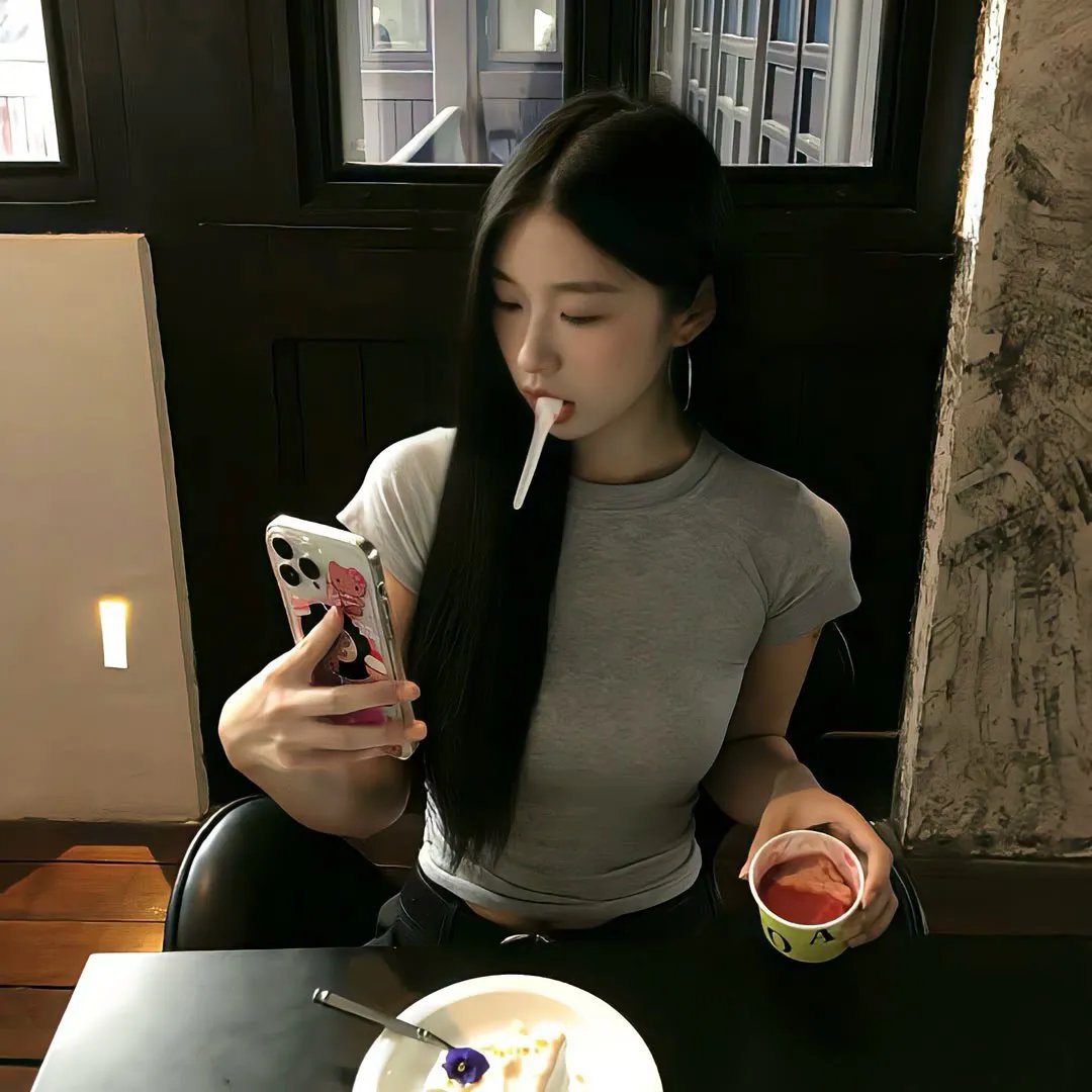 地缚少年花子君